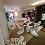 Kreutzwaldi Penthouse * Tallin