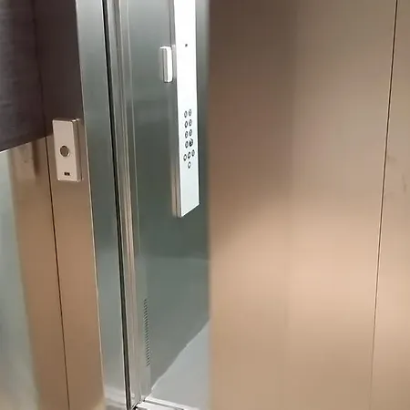 Kreutzwaldi Penthouse Hotel Reval